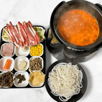 Best Tomato Flavored w. Beef Slices番茄肥牛米线 in West Allis, WI