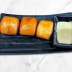 Best Deep-Fried Mini Bun w. Condensed Milk (3pcs)黄金炼乳馒头（三件） in West Allis, WI